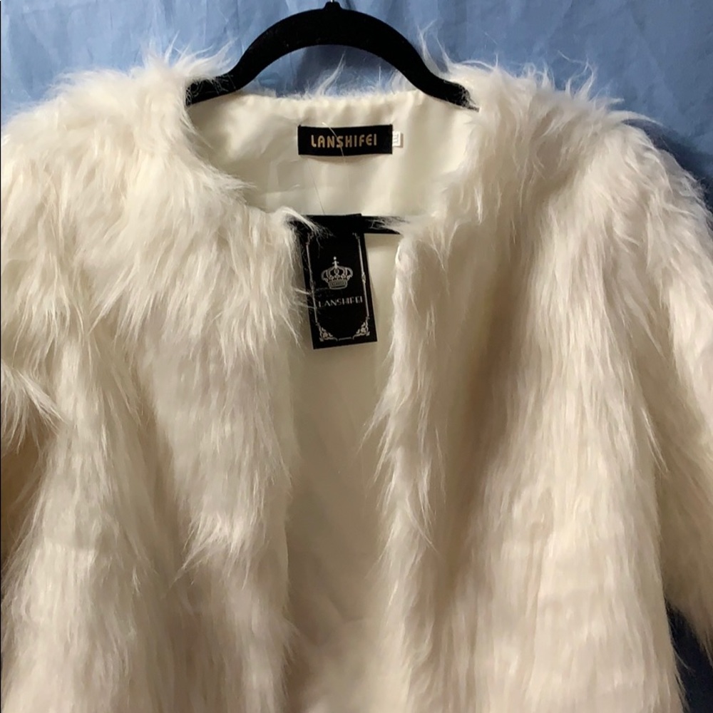 LANSHIFEL Faux Fur Jacket, Size XXL NWT MAKE AN OFFER!!!